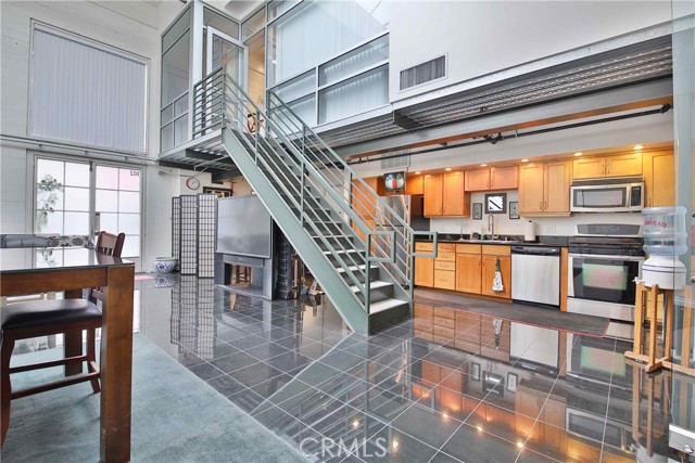 Curated visual reference: Gallery Detail: Industrial Loft And Condo Information