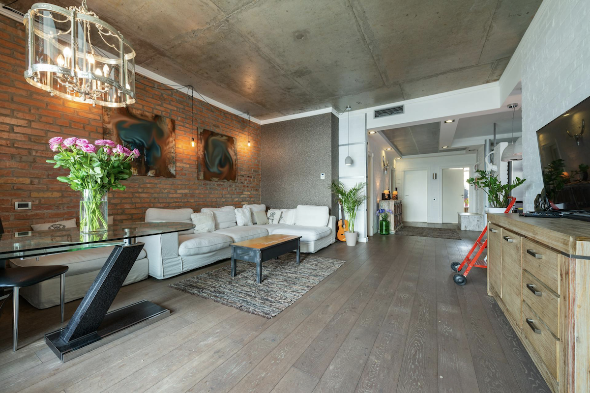 The Loft Life Extended: A Homeowner’s Playbook for Long-Term Rental ...
